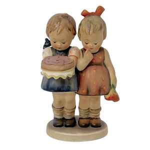 M.J.HUMMEL Happy Birthday Two Little girls Cake Flowers W. Germany Figurine
